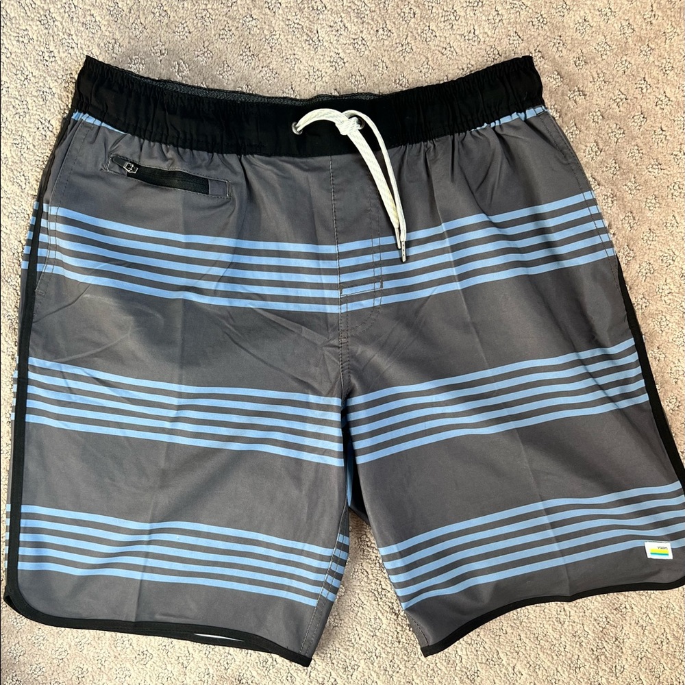 Vuori Banks Shorts Size Medium